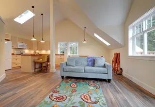 Loft LR.jpg