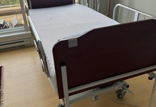 Hosp bed 3.JPG