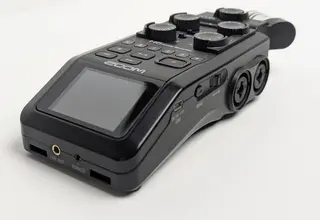 Zoom 04.jpg